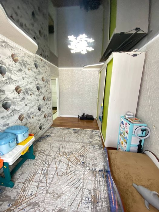 Продам 3 комнатную квартиру