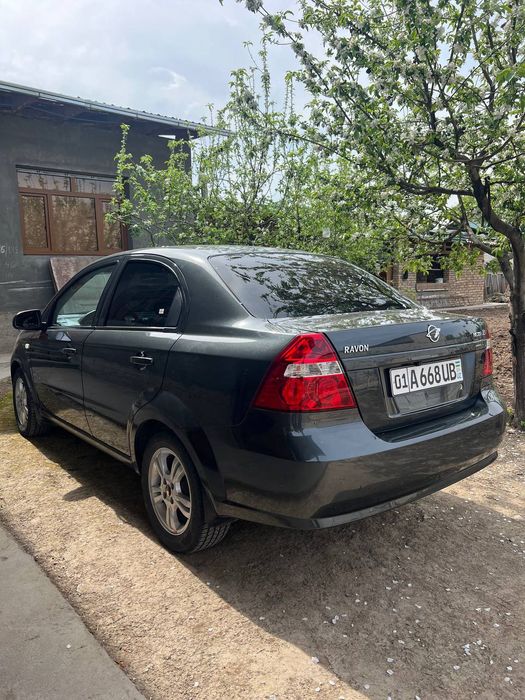 нексия 3 сотилади