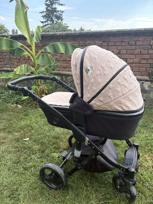 Продавам детска количка Lorelli Rimini Premium 3 в 1 Cameo Rose Stars