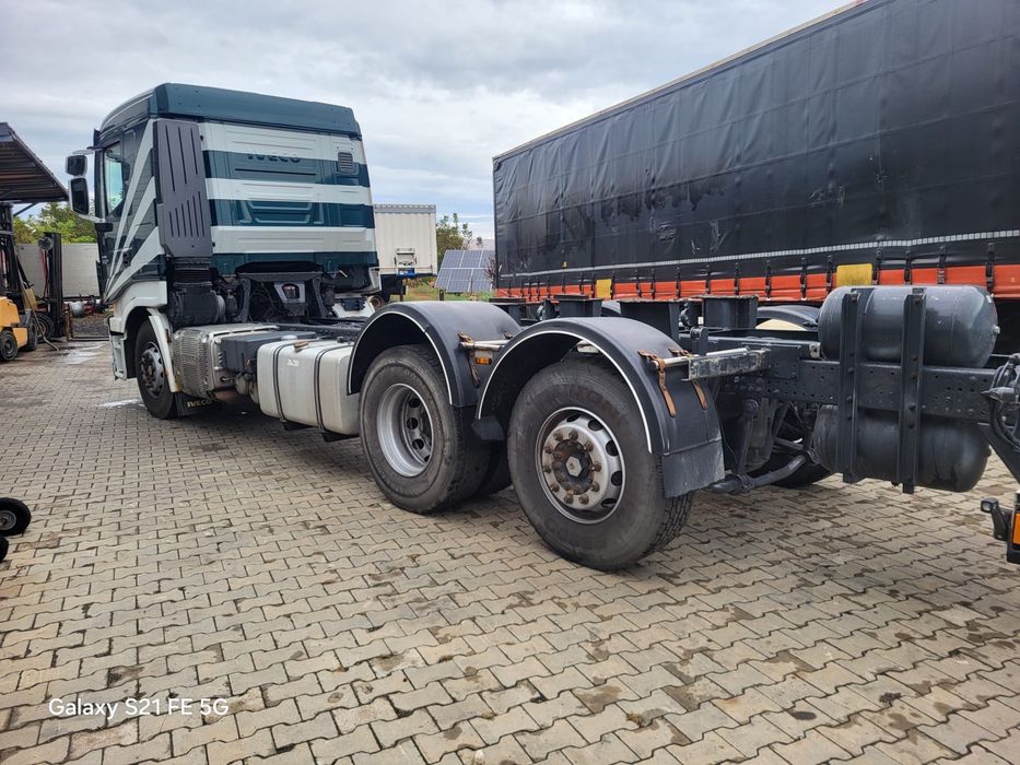 Camion IVECO 3axe