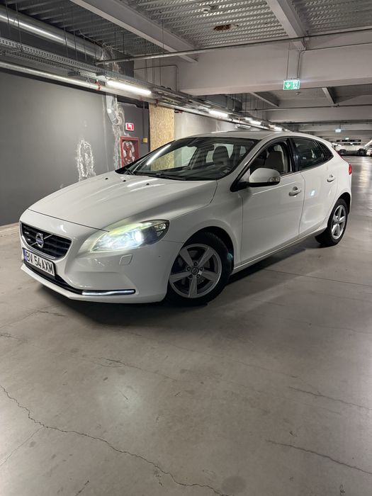VOLVO V40 2014 — imagine 5