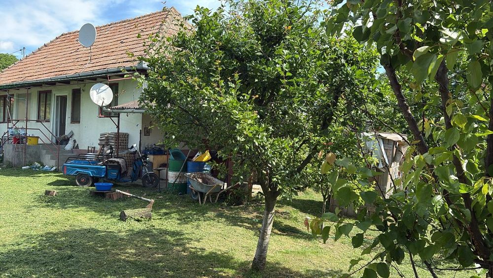 Casa de vânzare la țară