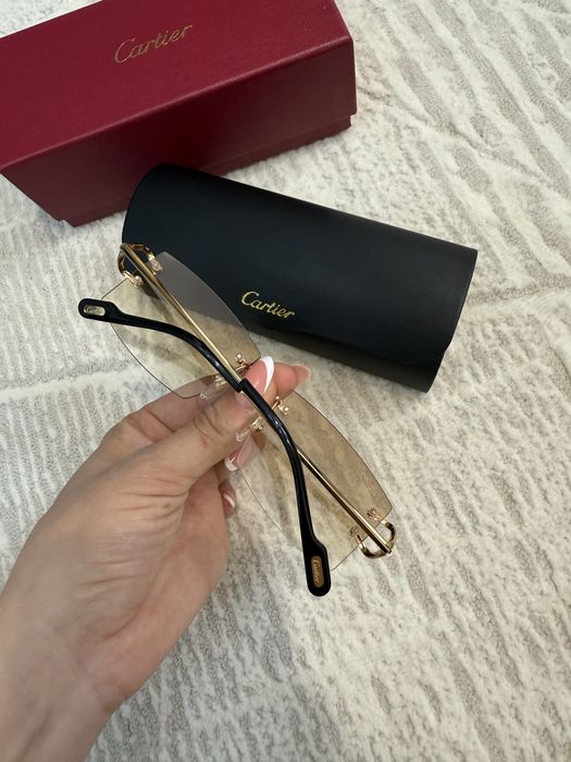Солнцезащитные очки Cartier