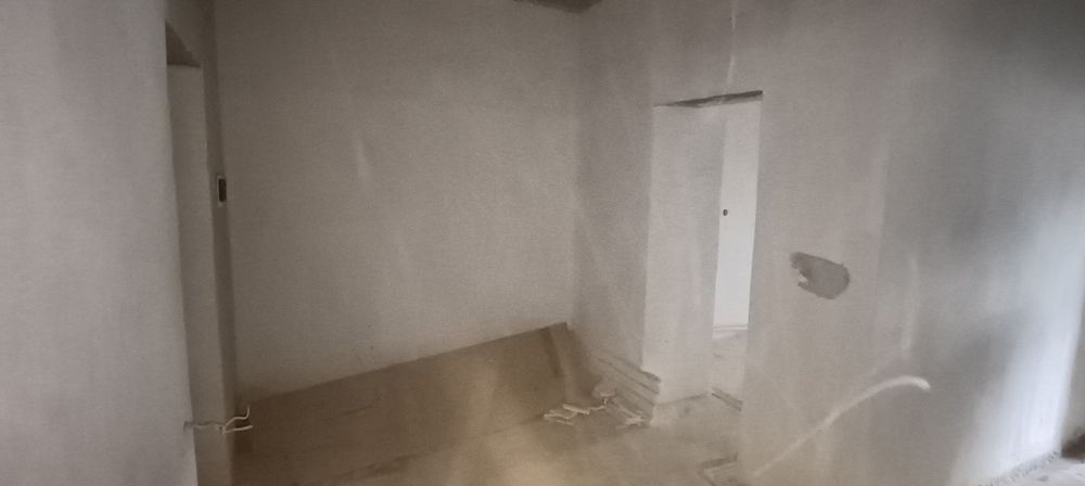 Uy sotiladi karobka xolatda