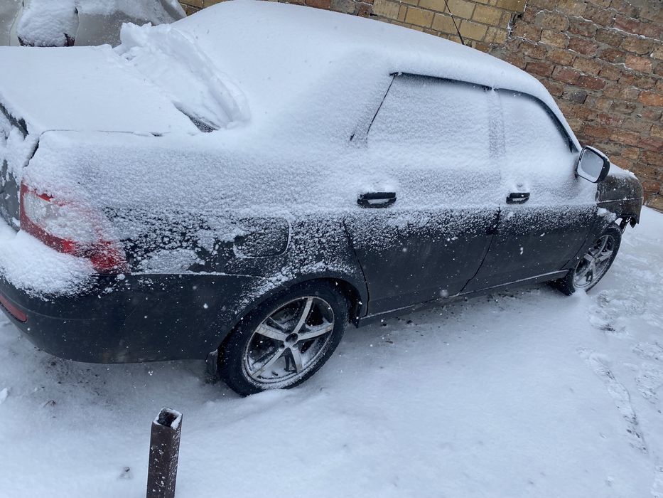 Приора по запчастям!!!