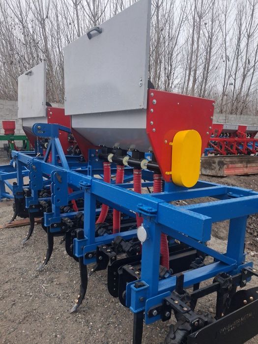 Культиватор сотилади