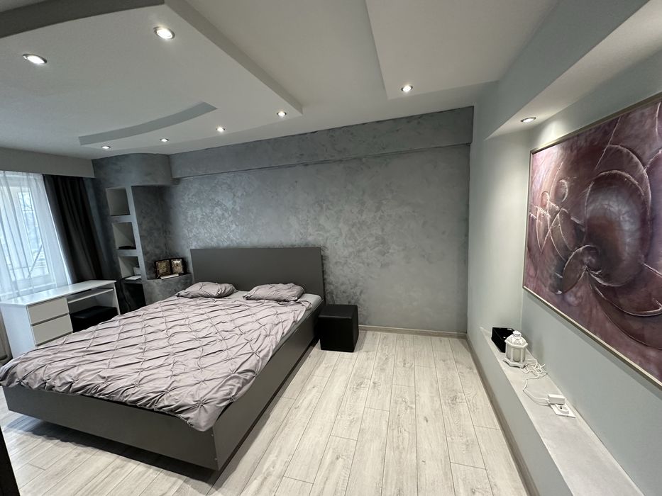 Apartament 4 camere Et 1 Nufaru