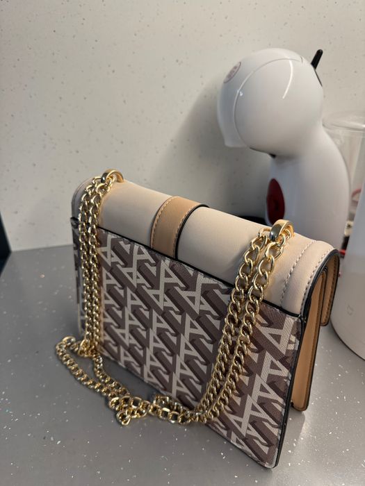 Дамска чанта ALDO – нова с етикет