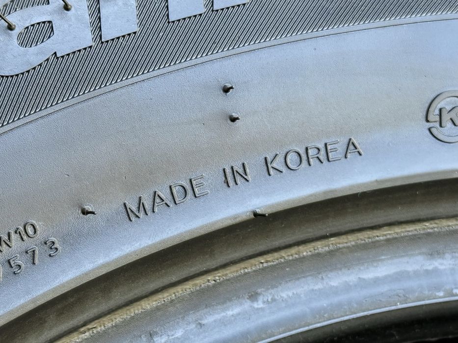 225|60 R17. Kumho I*Cept X.