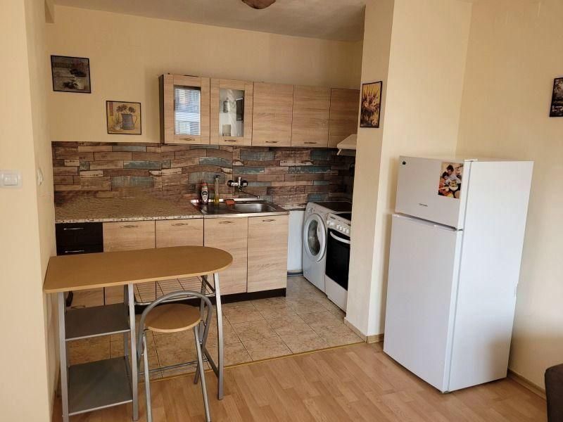 Дава се под наем Едностаен апартамент в София, Младост 1 - 50 кв.м за 578.34 € - Снимка #1