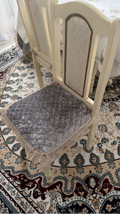 Стол стулья сатылады