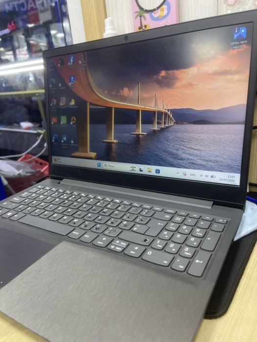 Kompyuter Lenovo sotiladi
