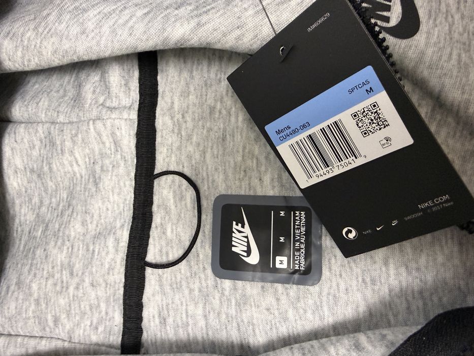 Hanorac Nike Tech Fleece