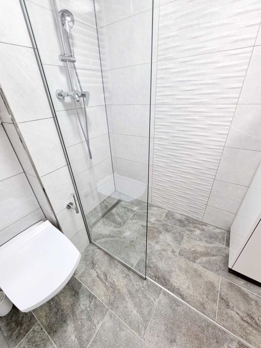 Inchiriez garsoniera regim hotelier in centrul orasului