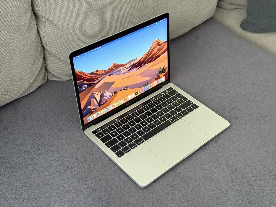 13.3’ Macbook Pro 13 2019/Core i7/16GB Ram/512GB SSD