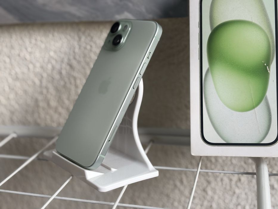 IPhone 15 128GB  Green - като нов