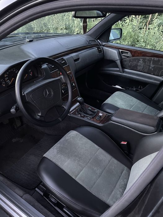 Mercedes E290 - 1996 -