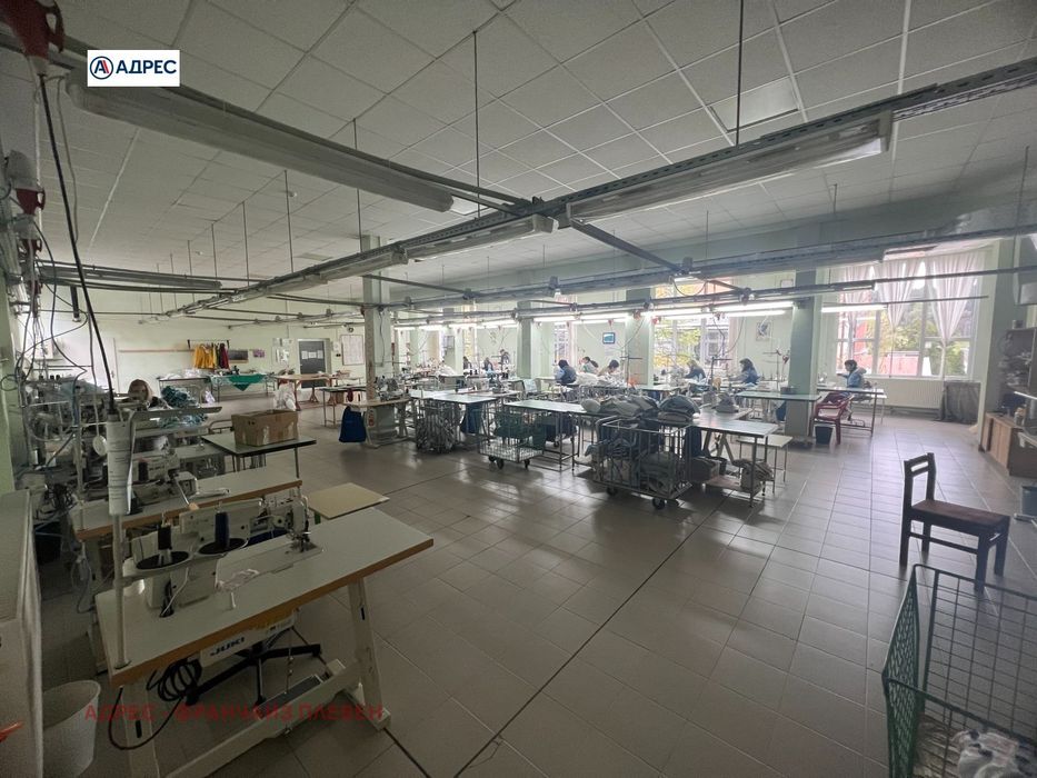 Продава се Склад в Плевен, Кайлъка - 1550 кв.м за 494 €/кв.м - Снимка #6