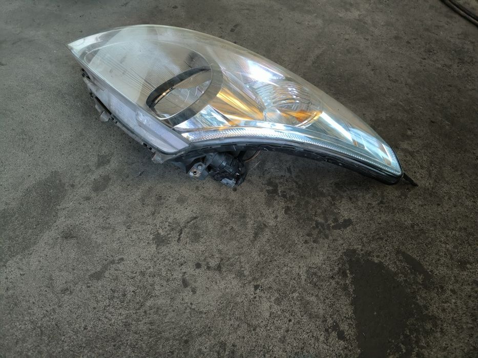 Фар за Suzuki Swift