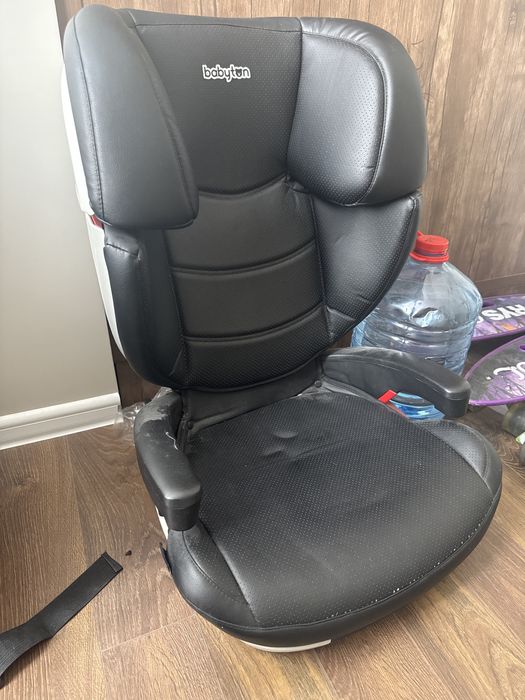Продам автокресло