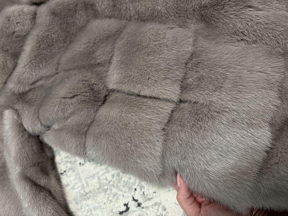 Продам норковую шубу !