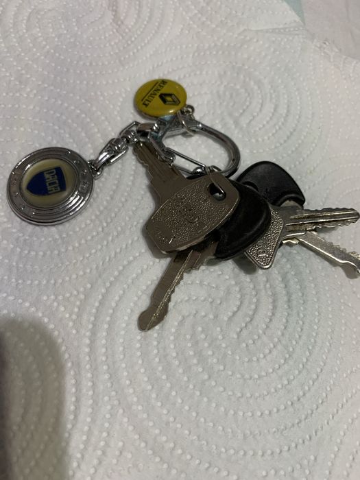 breloc cu chei dacia 1300 1400
