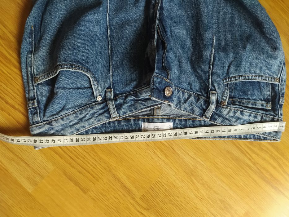 Дамски MANGO дънки с ръб