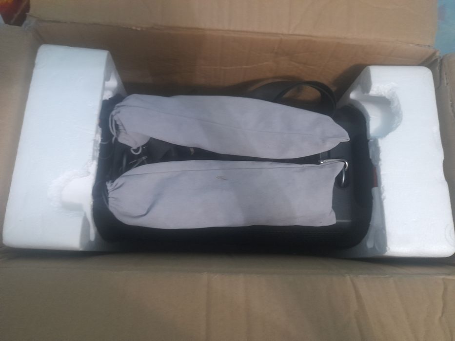 Блютуз колонка JBL