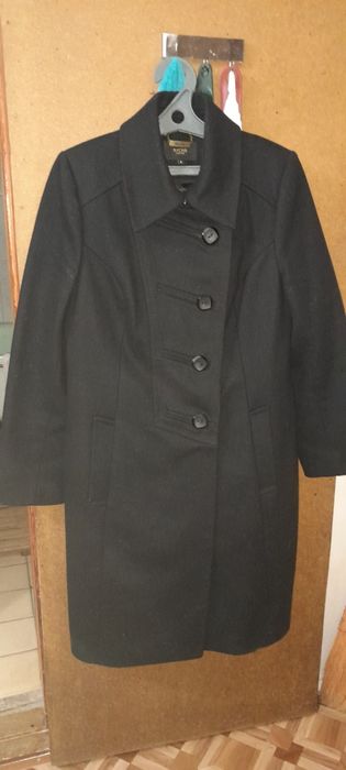 Отдам женское драповое пальто
