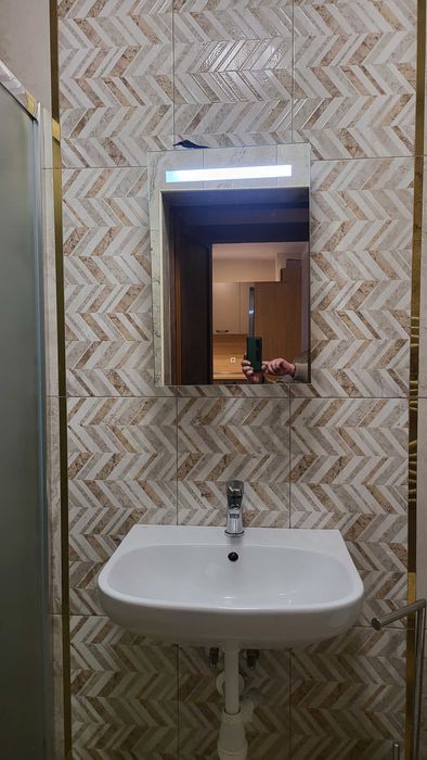 Дава се под наем Тристаен апартамент в София, Връбница 2 - 72 кв.м за 648.21 € - Снимка #7