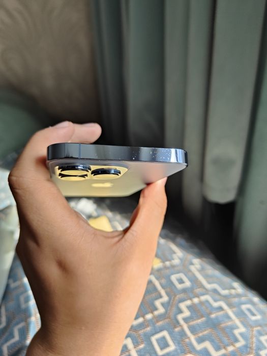 Продам iphone 13 pro 256gb Sim+Esim