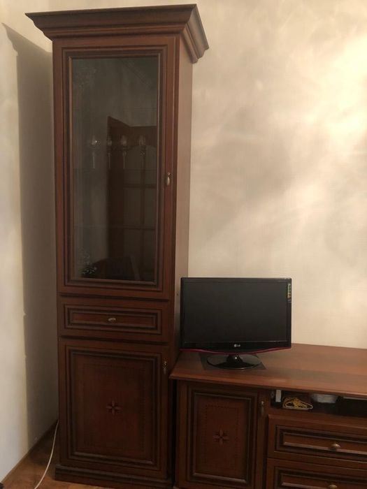 Продам гарнитур из 4 предметов в гостиную