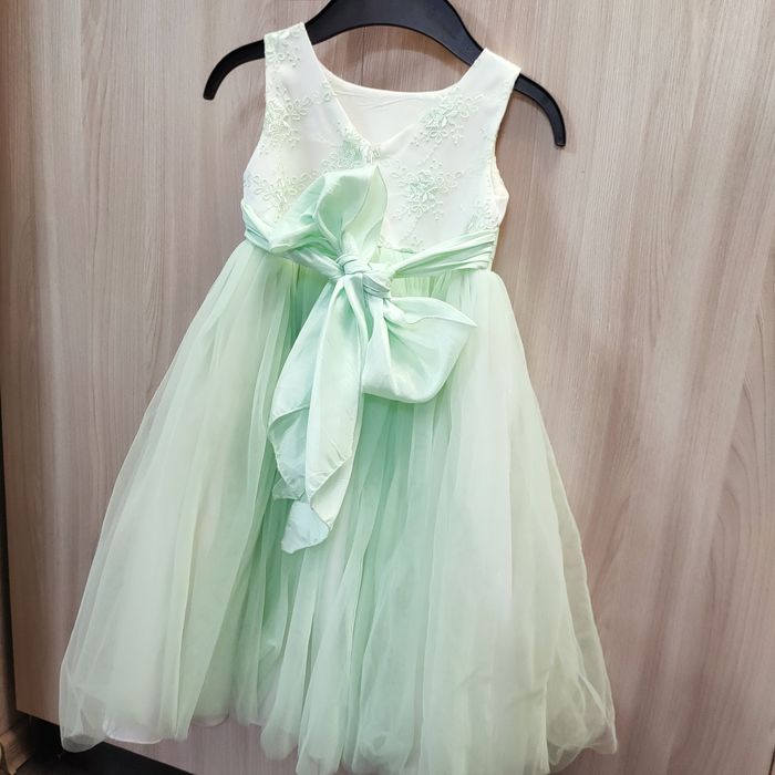 Платье на девочку