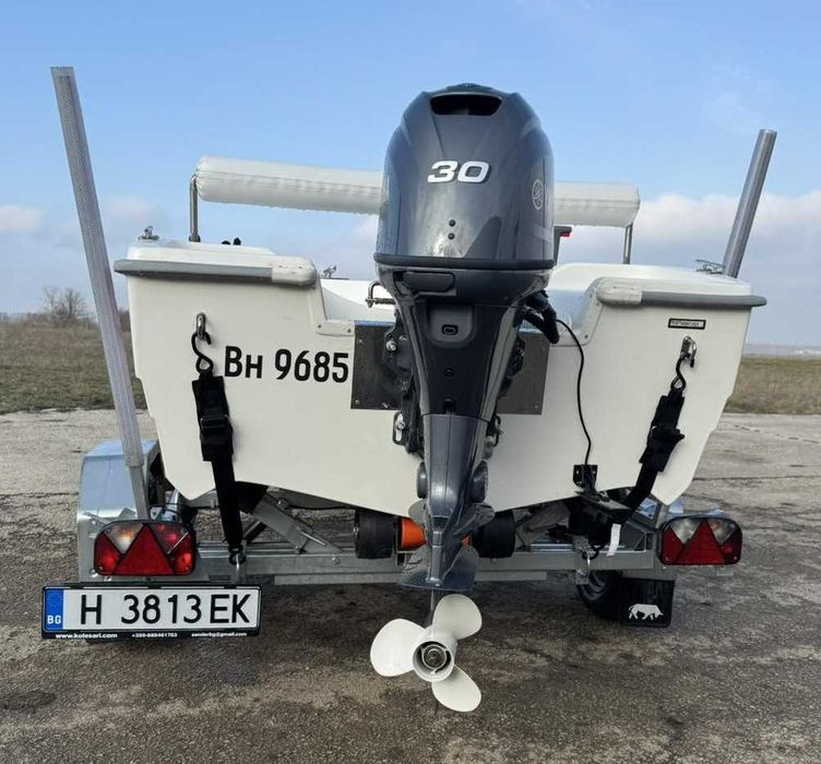 лодka Safter 450 с двигател Yamaha F40 (30) - FETL  и колесар Respo