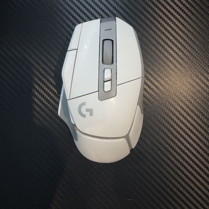 Продавам Logitech G502x Wireless