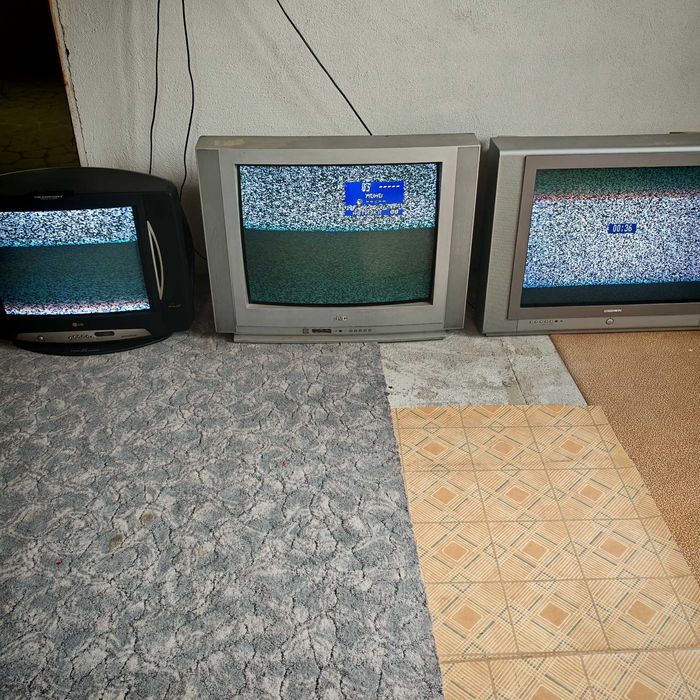 Продавам 3 бр телевизори работещи.