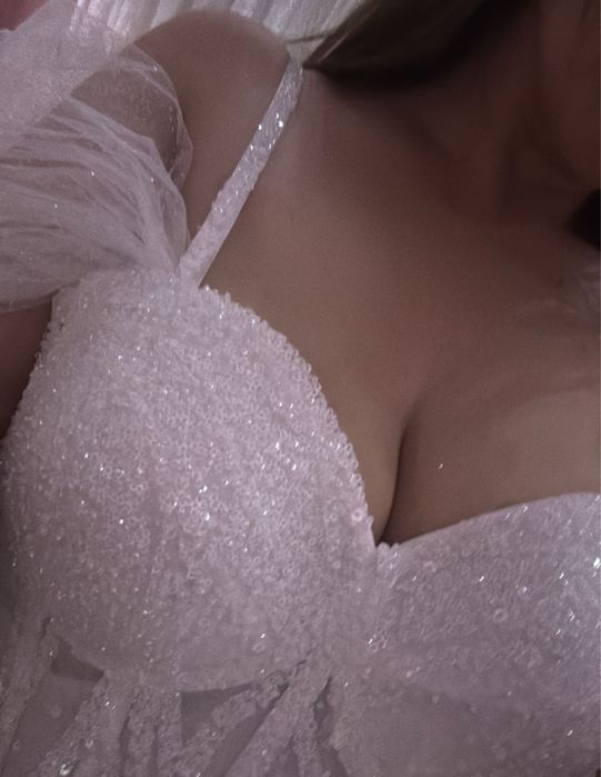 Продавам булчинска рокля размер 42/44