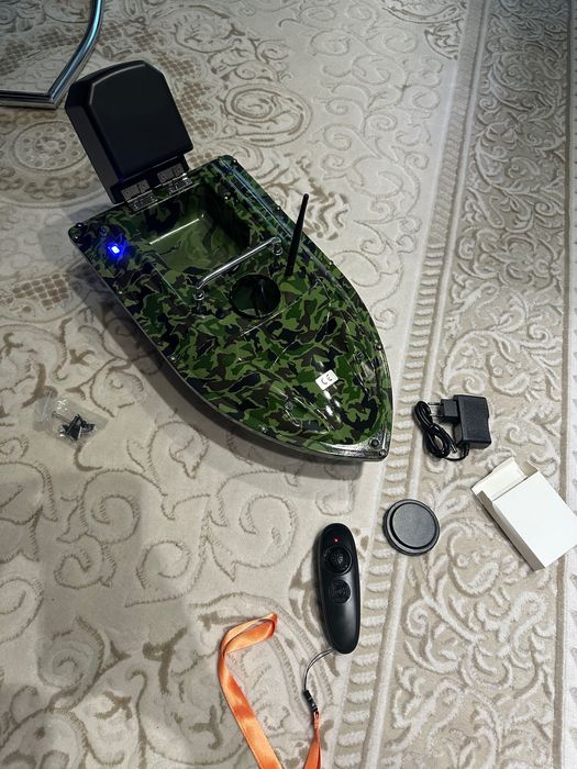 Barcuta navomodel pescuit noua