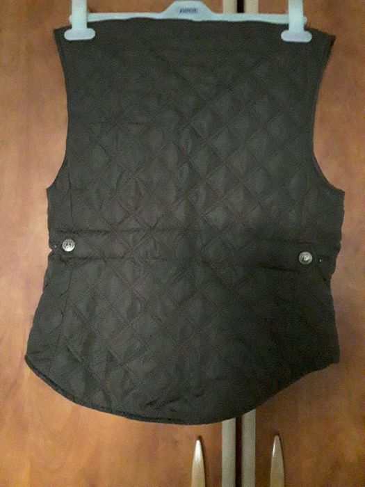 Vând Vestă Dama Mărimea S