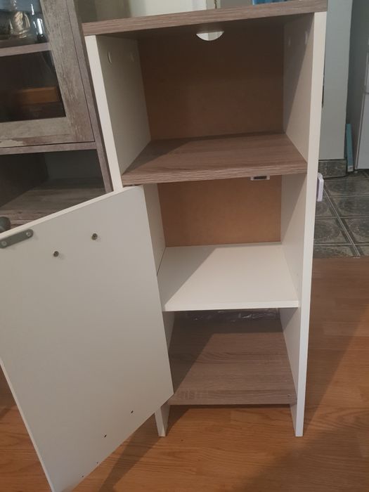 Vând noptieră ikea