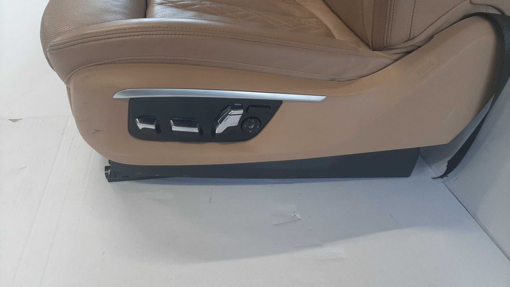 Interior piele impecabil BMW Seria 7 G11 G12