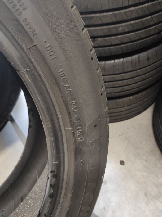 255/45/20 Michelin