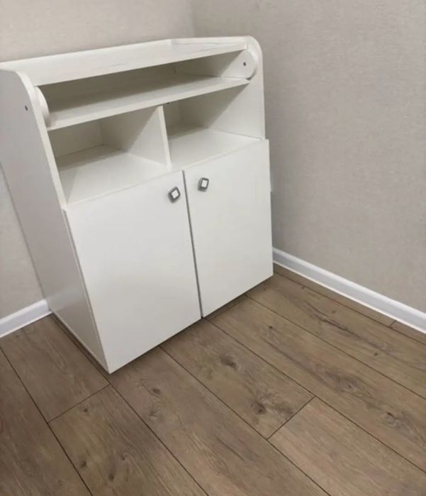 Пеленальный стол