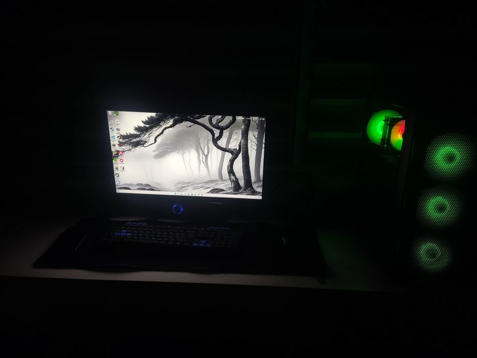 игровой пк с 180гц монитором