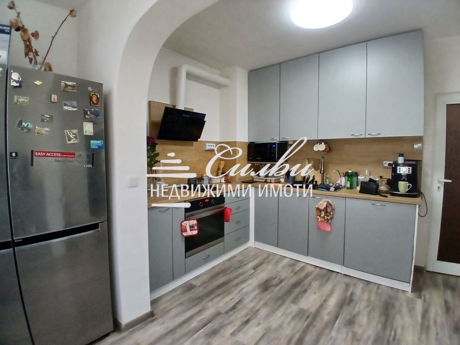 Четиристаен апартамент - кв. Тракия