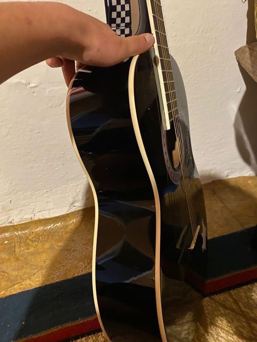 Гитара сатылады