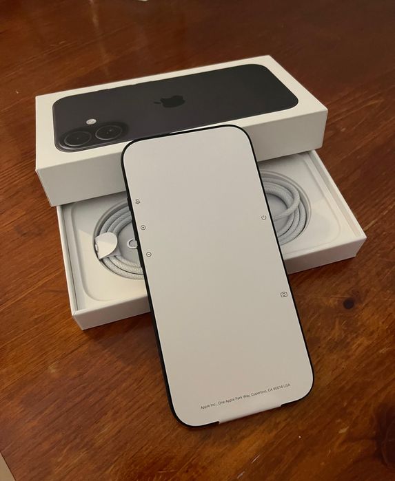 iPhone 16 256BG Negru Nou
