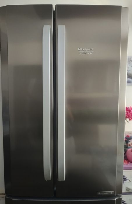 Хладилник Hotpoint Ariston