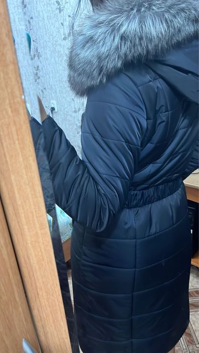 Продается зимнее пальто-куртка