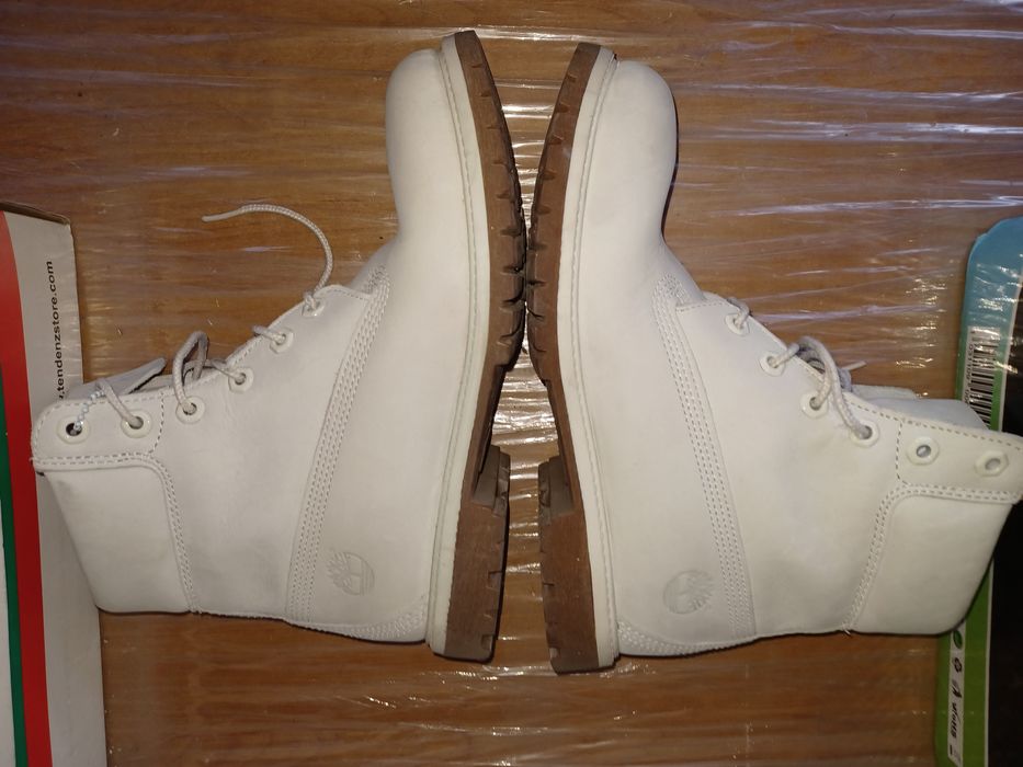 Боти Timberland бели